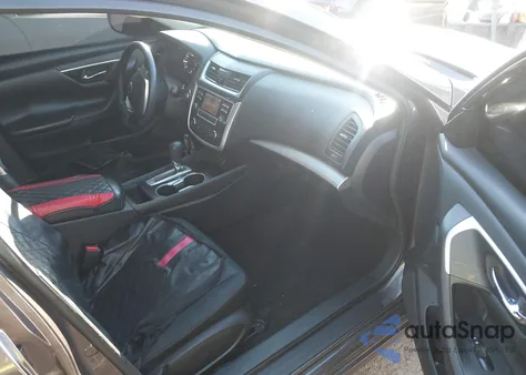 2016 Nissan Altima 2.5/2.5 S/2.5 Sl/2.5 Sr/2.5 Sv z USA, uszkodzony, nr VIN 1N4AL3AP3GC219039